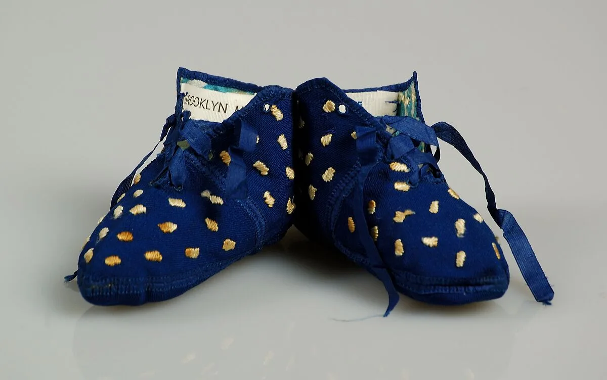 Bootees — Unknown