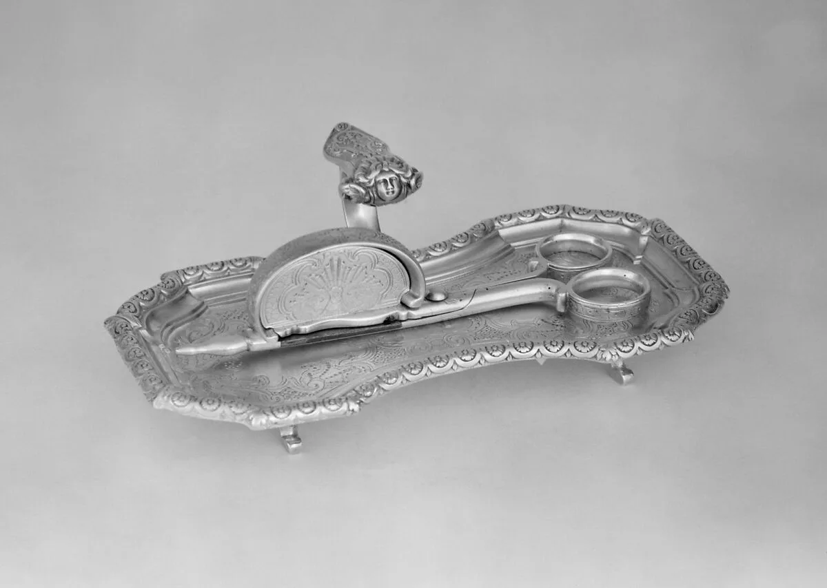 Snuffers tray with snuffers — John White|Paul de Lamerie