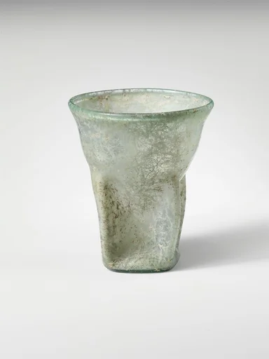 Glass beaker