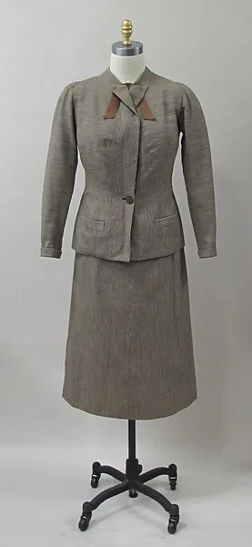 Suit — Charles James