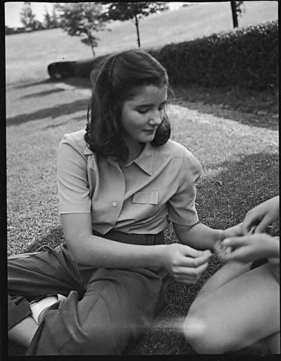 [Wendy Burden Seated on Lawn, Bedford, New York]