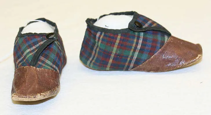 Shoes — Unknown