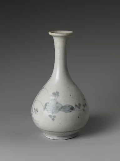 染付花草文徳利|Wine Bottle with Flowers and Grasses