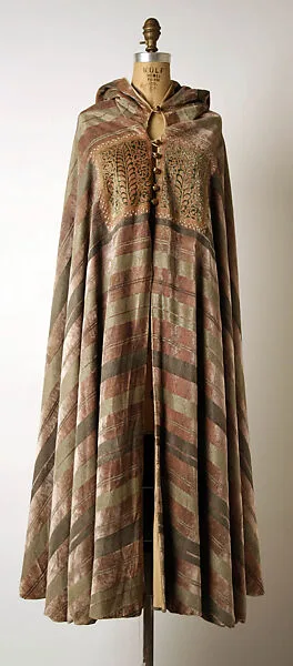 Evening cape — Fortuny|Mariano Fortuny