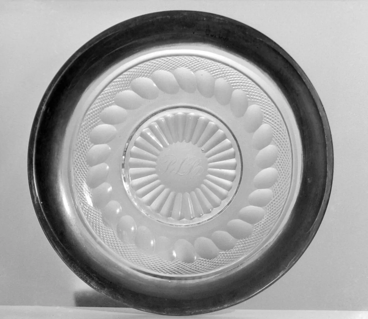 Saucer — Unknown