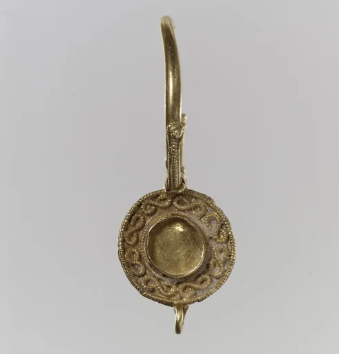 Earring