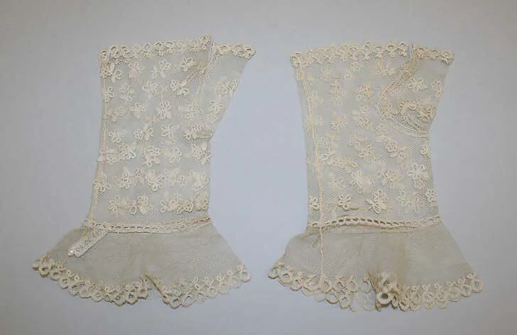 Mitts — Unknown