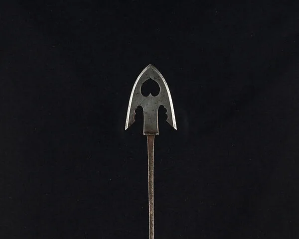 Arrowhead (<i>Yanone</i>) — Unknown