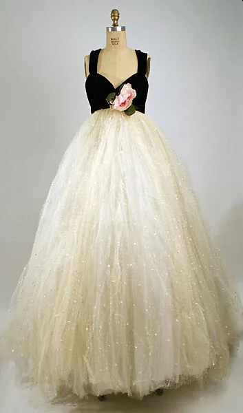 Evening dress — Sarmi
