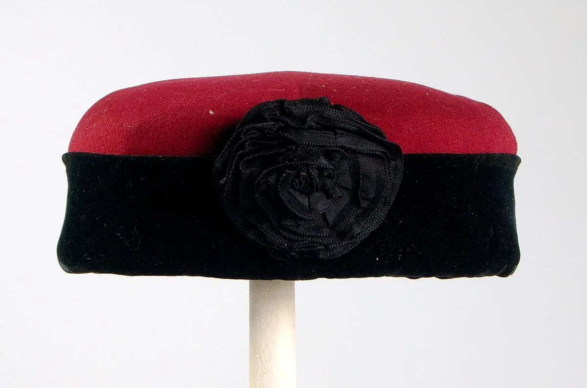 Hat — Frederick Loeser & Company