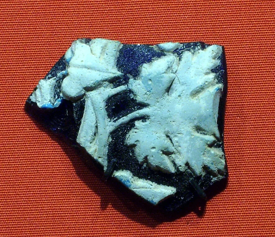 Cameo fragment with ivy and vine leaves from a skyphos (footed wine cup) — Unknown