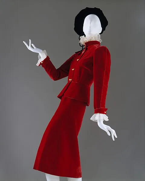 Suit — Gabrielle Chanel|House of Chanel
