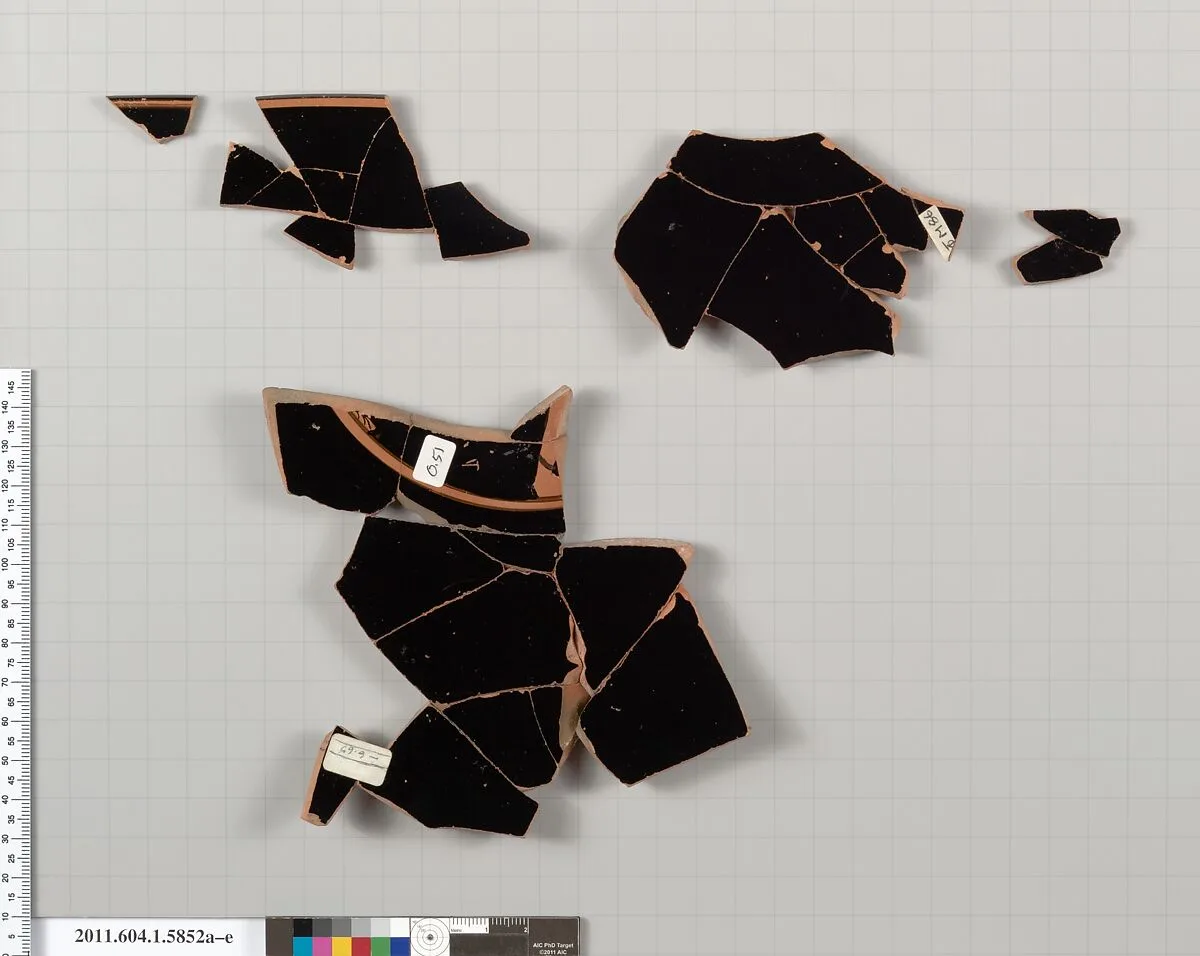 Terracotta fragments of a kylix: eye-cup (drinking cup) — Unknown