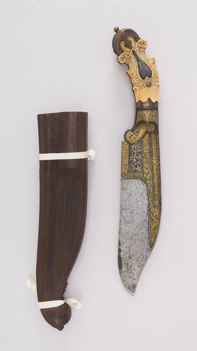 Knife (Piha Kaetta) with Sheath — Unknown