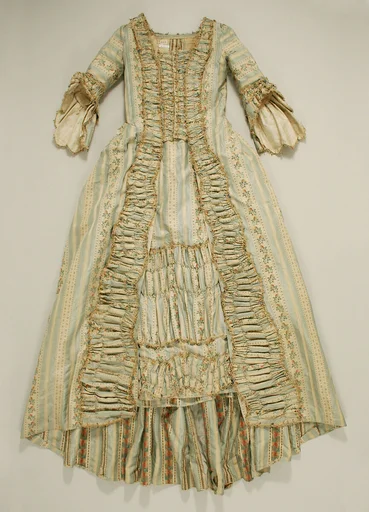 Robe à la Française