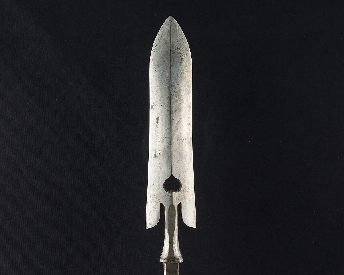 Arrowhead (<i>Yanone</i>) — Unknown