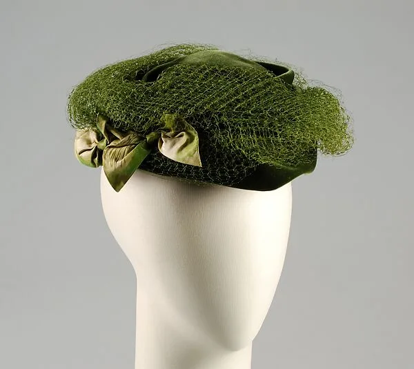 Hat — Claude Saint-Cyr