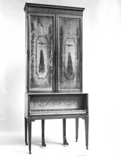 Upright (Cabinet) Piano
