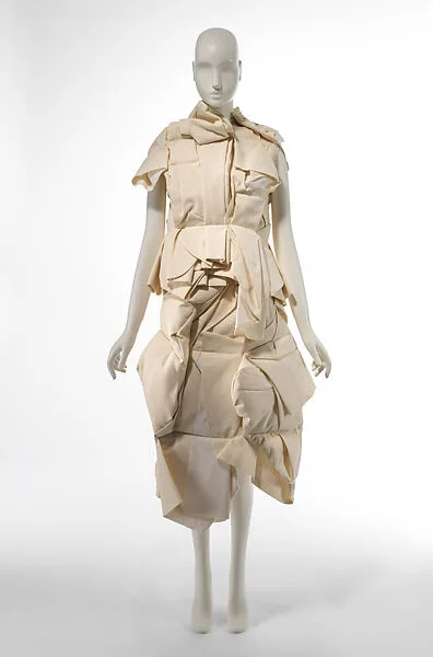 Crush — Rei Kawakubo|Comme des Garçons