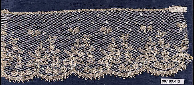 Fragment of Carrickmacross lace — Unknown