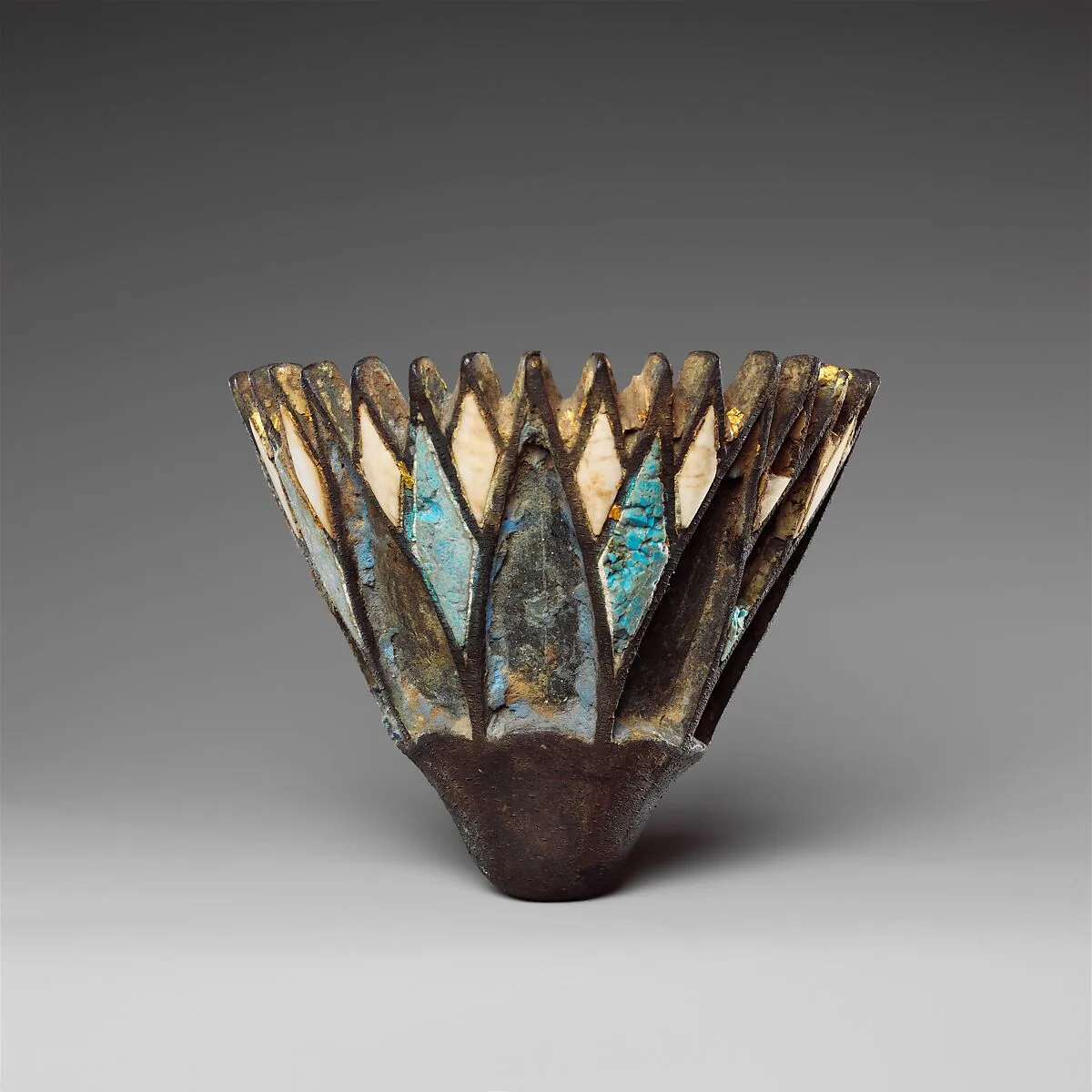 Lotus attachment element — Unknown