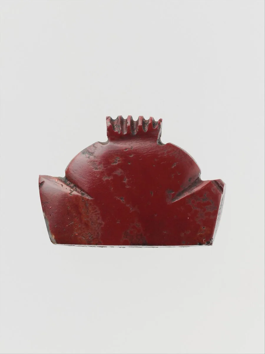Red jasper amulet of the sun on the horizon — Unknown
