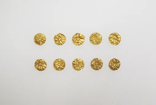 Bead ornaments, circular, 10