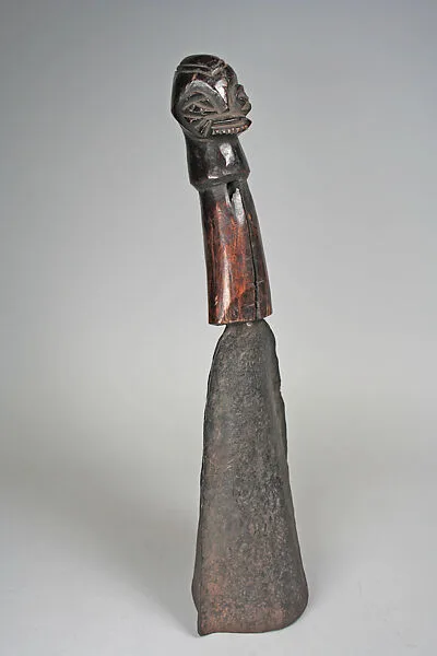 Gong: Figurative Handle — Unknown
