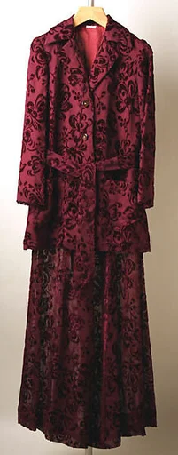 Evening ensemble