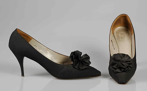 Evening pumps