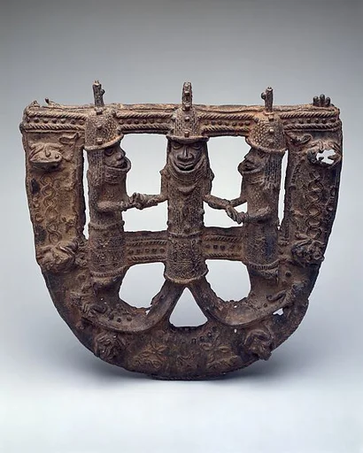 U-Shaped Plaque: Mudfish-Legged King and Supporters