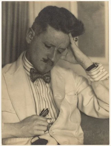 [James Joyce]