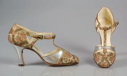 Evening shoes