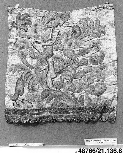 Robe fragment