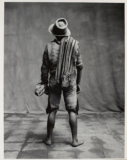 Porter (Back View), Cuzco