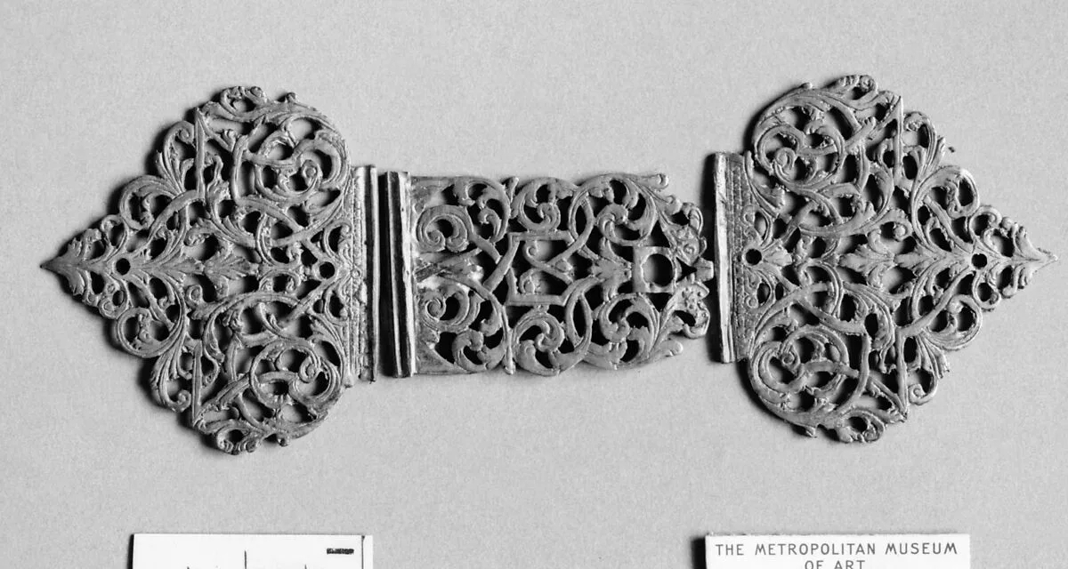 Book clasp — Unknown