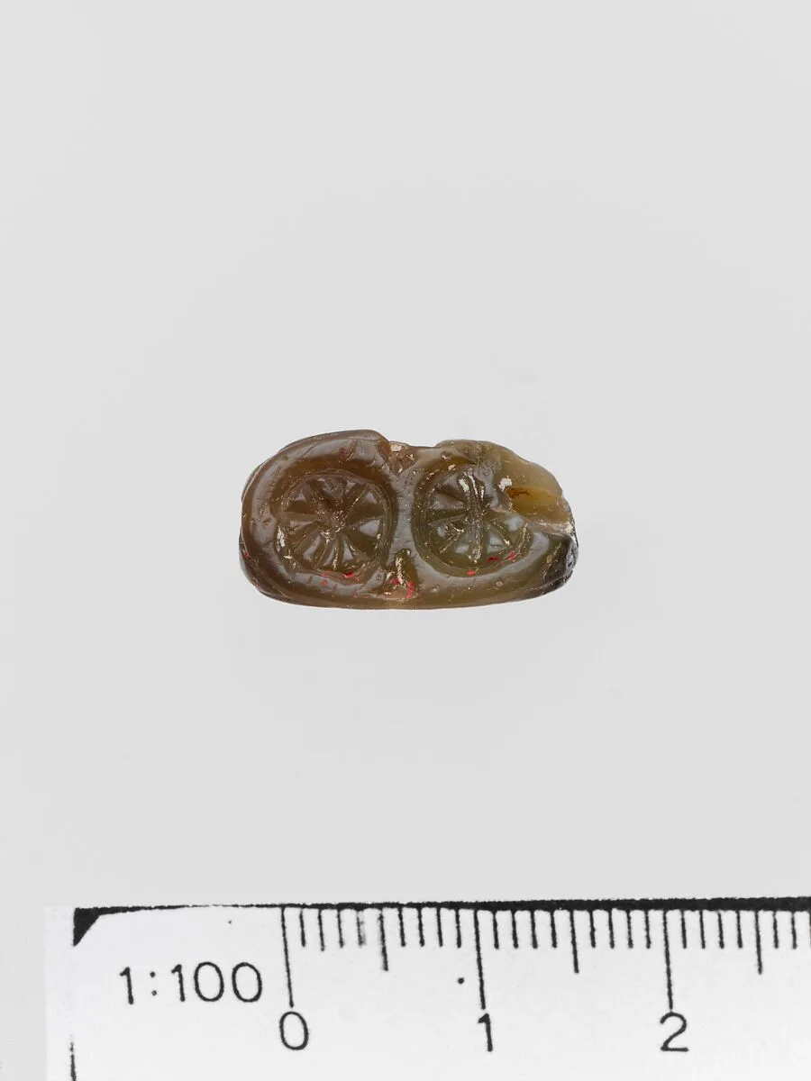 Steatite triangular prism — Unknown