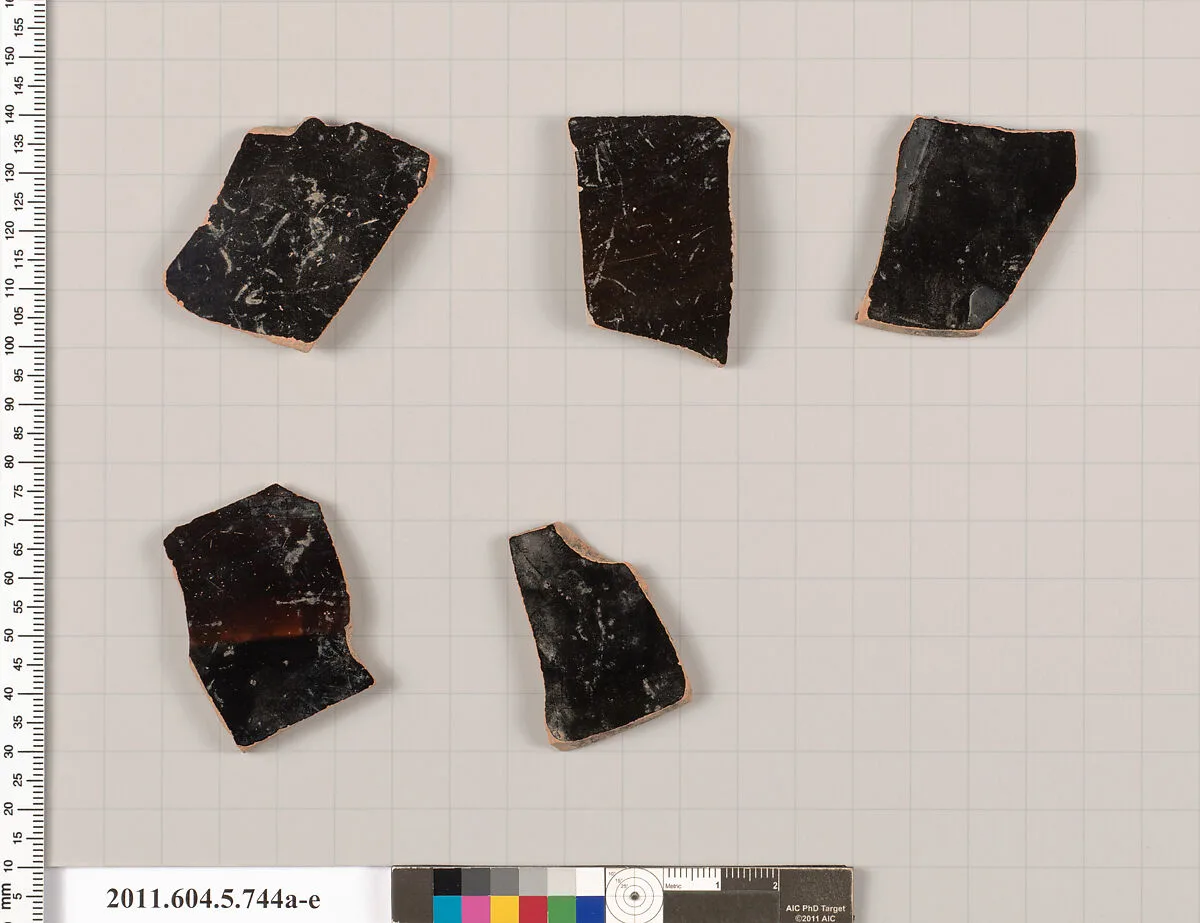 Terracotta fragments of kylikes (drinking cups) — Unknown