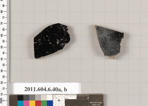 Terracotta fragments of closed shapes