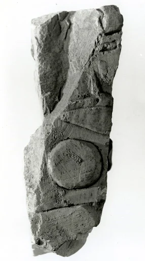 Raised relief fragment