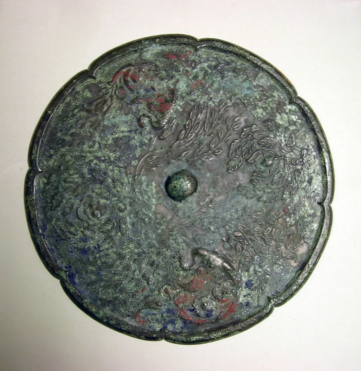 唐 雙鵉花枝紋銅鏡|Mirror with paired birds and floral designs — Unknown