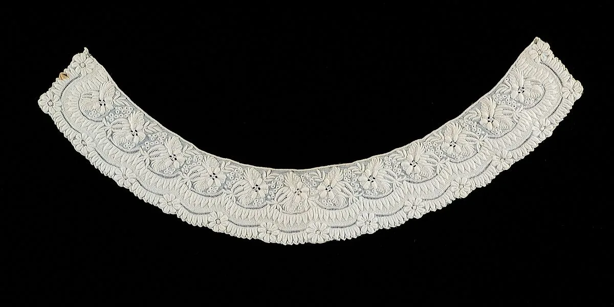Collar — Unknown