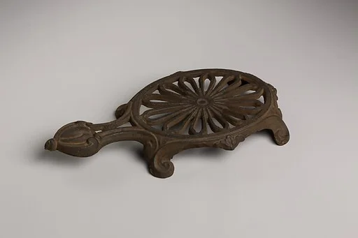 Trivet
