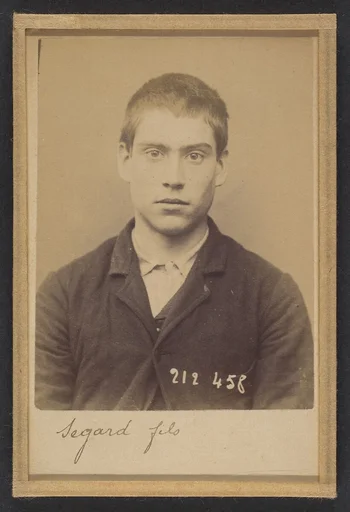 Segard. Émilien (dit Segard Fils). 18 ans, né à Saloüel (Somme). Peintre en voitures. Anarchiste. 2/7/94.
