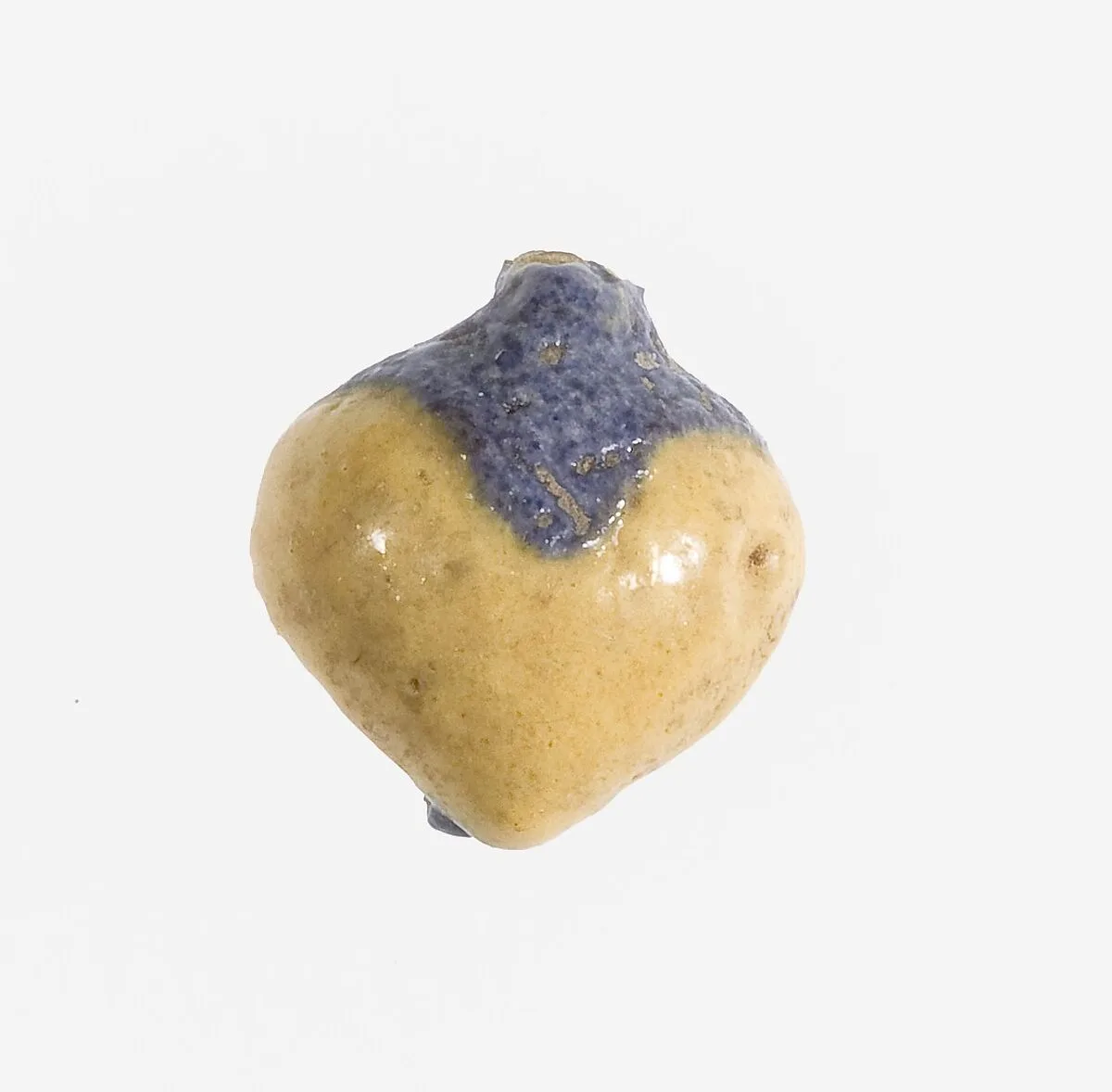 Persea fruit pendant — Unknown
