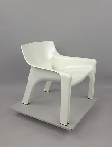 "Vicario" Armchair