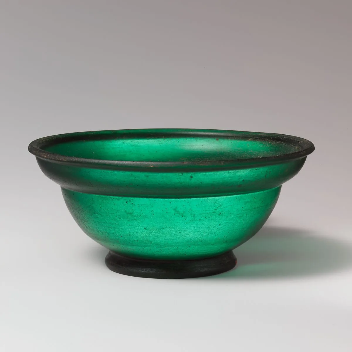 Glass bowl — Unknown