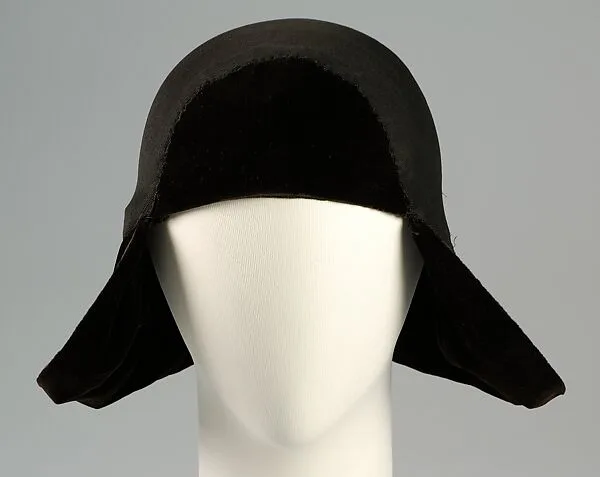 Hat — Madame Agnès