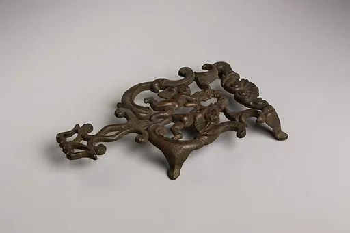 Trivet