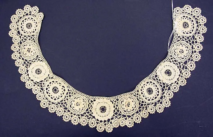 Collar — Unknown